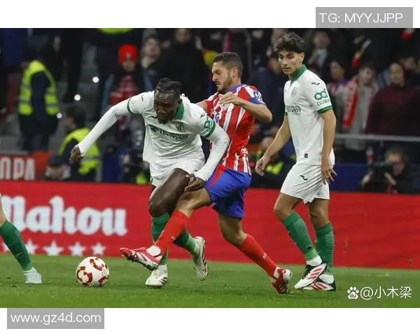 英超激战：马竞狂胜曼联五球大捷补时进球引爆全场激情