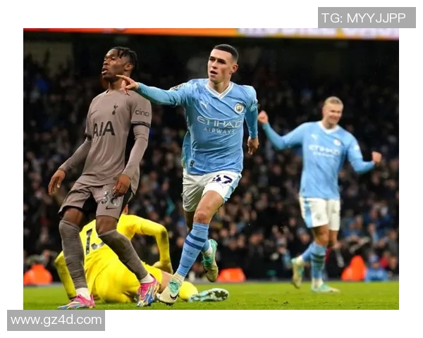 英超焦点战：多特蒙德逆转曼联引发争议判罚全场沸腾